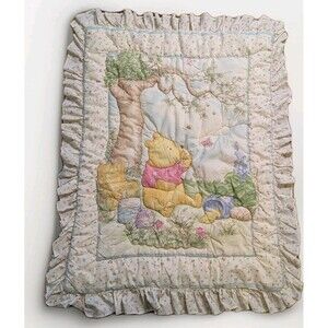 Disney Classic Winnie the Pooh Baby Quilt Blanket Comforter Ruffles Crib 90s VTG